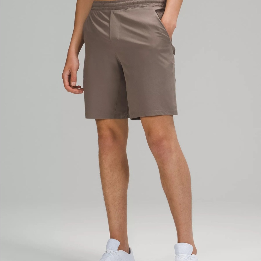 Lululemon-Men’s PACE BREAKER LINED SHORT 9"